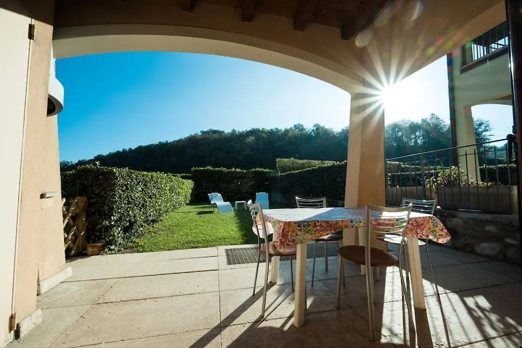 Oliva Apartment - Featuring A Private Garden And Access To A Pool Barcuzzi